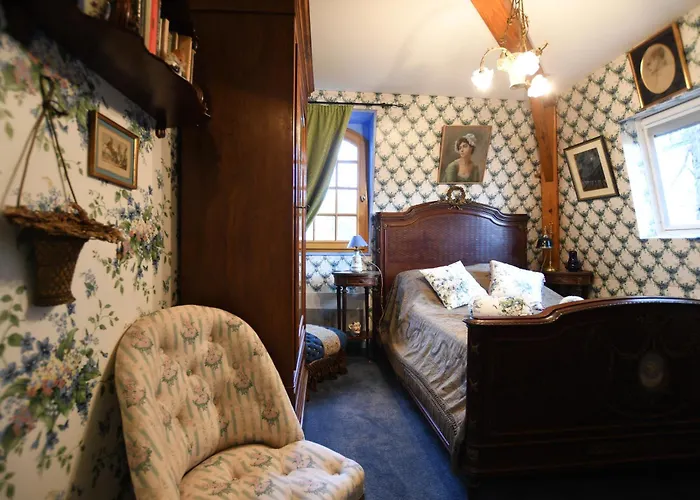 Le Val Clos, Appartement Dans Une Maison De Maitre 19E